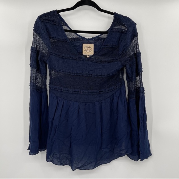 Chaser Double V Peplum Lace Top Blouse​ - Picture 7 of 7